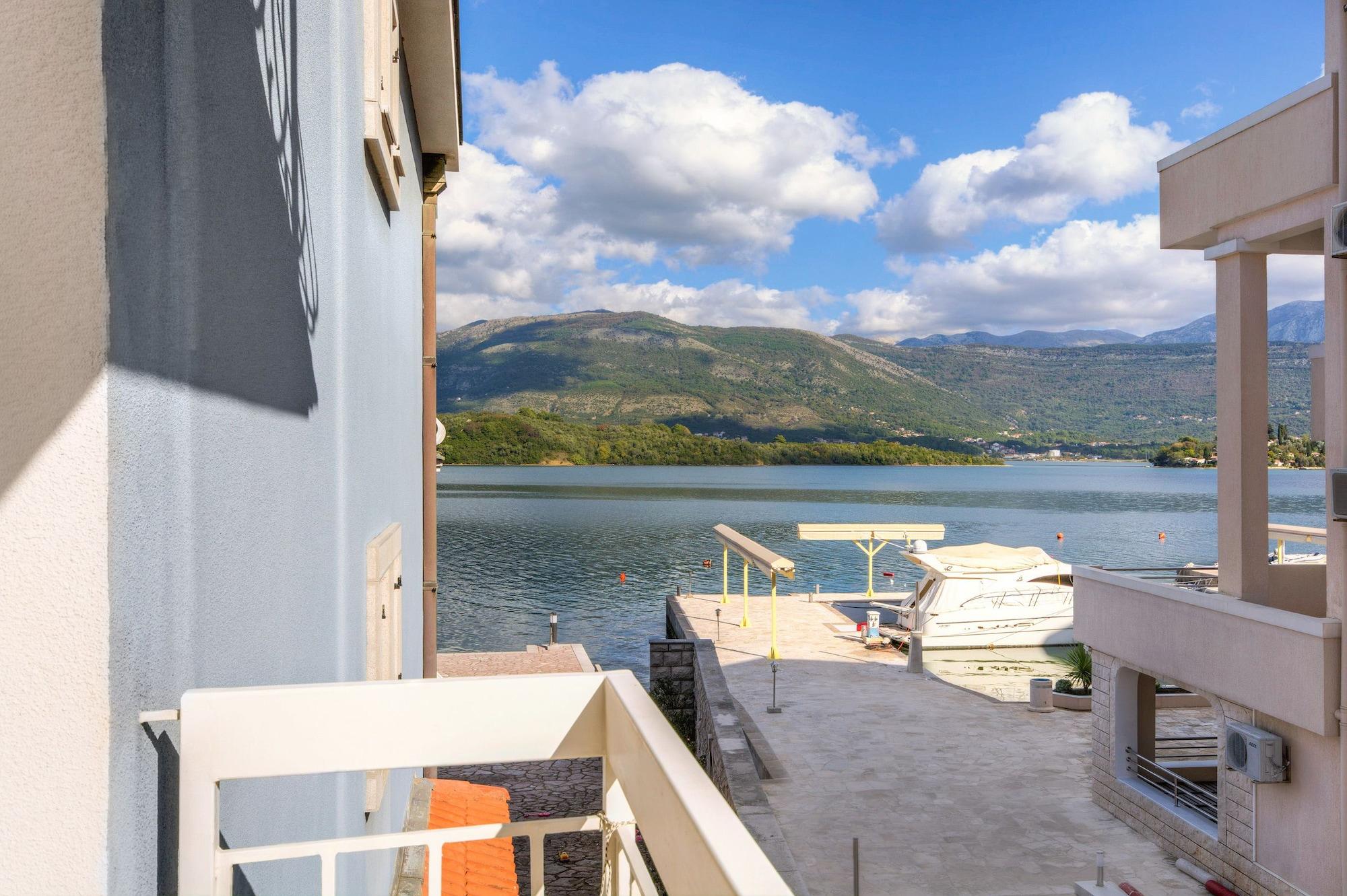 Apart-Hotel Villa Lav Nova Pec Zewnętrze zdjęcie